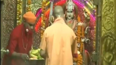 Photo of मुख्यमंत्री योगी आदित्यनाथ ने बलरामपुर में मां पाटेश्वरी मंदिर की पूजा-अर्चना,गोंडा को देंगे बड़ा तोहफा