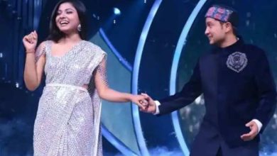 Photo of अरुणिता कांजीलाल को छोड़ किसी और के साथ रोमांस करते दिखे पवनदीप राजन