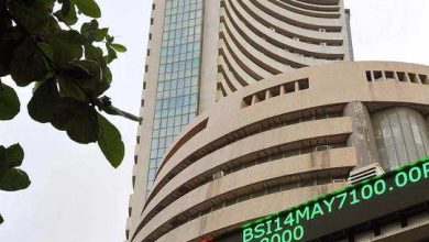 Photo of गिरावट के साथ खुला शेयर बाजार, शुरुआती कारोबार में 114 अंक लुढ़का सेंसेक्स