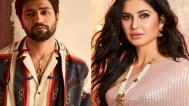 Photo of कटरीना कैफ संग शादी के लगभग 10 दिन बाद अब काम पर वापस लौटे विक्की कौशल, फैंस ने पूछा- कहां हैं भाभीजी?