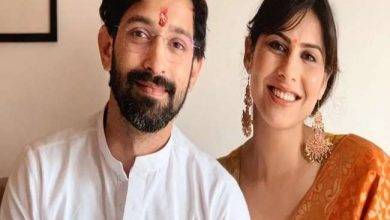 Photo of एक्टर विक्रांत मेसी ने अपनी लॉन्ग टाइम गर्लफ्रेंड के साथ हिमाचल प्रदेश में ट्रेडिशनल रीति रिवाजों के साथ लिए सात फेरे