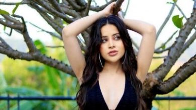 Photo of ब्लैक बिकिनी पहनकर उर्फी जावेद ने खुद को बताया ‘गॉड गिफ्ट’