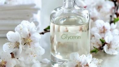 Photo of ठंड में अपनी फटी हुई त्वचा की देखभाल और गर्मीयों में सन से प्रोटेक्ट करता ग्लीसरिन