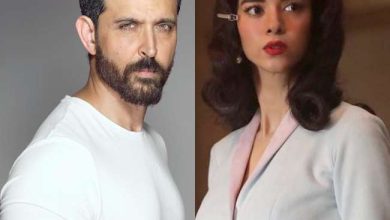Photo of हाल ही में ऋतिक रोशन ने सबा आजाद को अपनी प्रेरणा बताते हुए सोशल मीडिया पर बांधे तारीफों के पुल