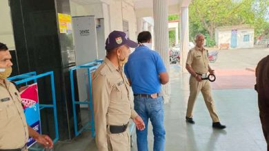 Photo of रुड़की रेलवे स्‍टेशन अधीक्षक को मिले एक अज्ञात पत्र से मचा हड़कंप, हरिद्वार के कई मंदिरों समेत CM धामी को बम से उड़ाने की मिली धमकी….