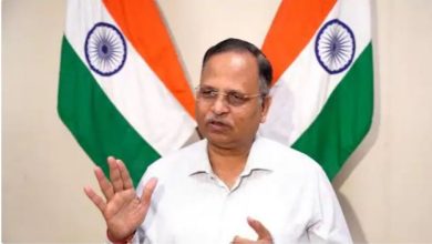 Photo of दिल्ली के स्वास्थ्य मंत्री सत्येंद्र जैन ने कहा-‘दिल्ली में कोरोना से ऐसी कोई मौत नहीं हुई, जो गिनी न गई हो..’