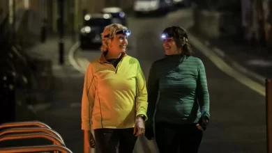 Photo of जान ले रात को खाना खाने के बाद टहलने के कमाल के फायदे￼