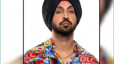 Photo of पंजाबी सिंगर दिलजीत की एक झलक पाने के लिए बेताब हुई फैन, वीडियो बना कर कही ये बड़ी बात