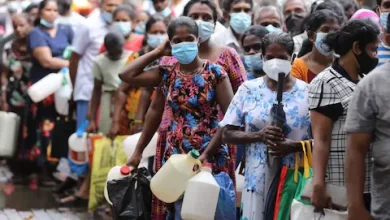 Photo of श्रीलंका: आर्थिक तंगी के चलते महिलाएं संबंध बनाने के लिए हुई मजबूर…