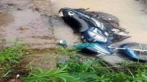 Photo of अनियंत्रित बाइक के पुल से नीचे गिरने से दो लोगो की हुई मौत