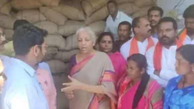 Photo of तो इस वजह से जिलाधिकारी पर भड़की वित्त मंत्री निर्मला सीतारमण