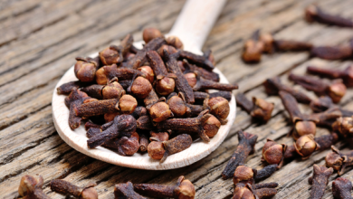 Photo of अनगिनत फायदे पहुंचाता हैं लौंग, जानें सेवन करने का तरीका