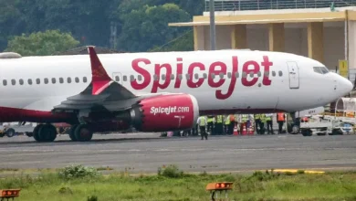 Photo of गोवा से निकलने वाली स्पाइसजेट की  हैदराबाद में इमरजेंसी लैंडिंग ,जानें पूरा मामला