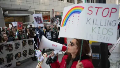 Photo of ईरान: सरकार के खिलाफ प्रदर्शन को रोकने के लिए विश्वविद्यालयों में 1200 छात्रों को दिया खाने में जहर.. 