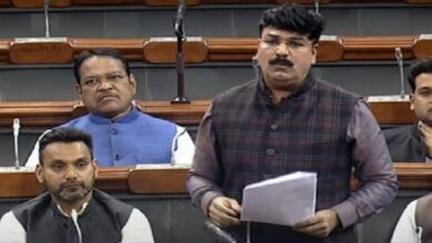 Photo of राहुल शेवाले ने शिवसेना नेता आदित्य ठाकरे पर लगाएं  सनसनीखेज आरोप, उन्होंने लोकसभा में कहा…