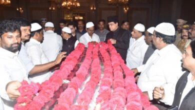 Photo of हैदराबाद रियासत के आठवें निजाम मुकर्रम जाह को उनके पैतृक कब्रिस्तान में सुपुर्द-ए-खाक किया गया…