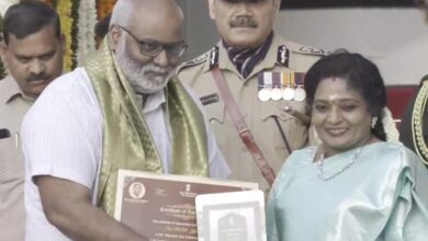 Photo of ‘नाटू नाटू’ गीत के संगीतकार और गीतकार को तेलंगाना की राज्यपाल ने किया सम्मानित…