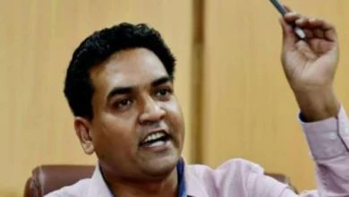 Photo of भाजपा नेता ने एयरपोर्ट पर खुले में पेशाब करने के आरोपी को जमानत दिए जाने पर सवाल उठाए.. 