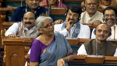 Photo of सीतारमण ने आरोप और सवालों के जवाब दिए और विपक्ष पर भी जमकर निशाना साधा..