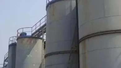 Photo of आंध्र प्रदेश के काकीनाडा जिले में ऑयल फैक्ट्री के टैंकरों की सफाई के दौरान 7 मजदूरों की मौत…