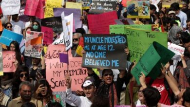 Photo of पाकिस्तान के इस्लामाबाद में महिला दिवस के मौके पर महिलाओं ने निकाला औरत मार्च…