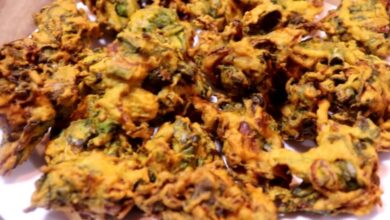 Photo of अगर आप होली पर हलवाई जैसे क्रिस्पी पकौड़े बनाना चाहती हैं, तो इन टिप्स को अपनाएं-