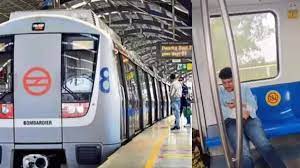Photo of दिल्ली मेट्रो में मास्टरबेट कर रहे लड़के पर दर्ज हुआ FIR…