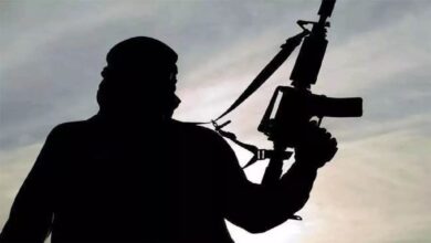 Photo of पाकिस्तान के अशांत उत्तर पश्चिम प्रांत में आतंकवादियों ने दो पुलिस अधिकारियों की गोली मारकर की हत्या…