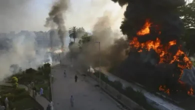 Photo of पूर्व प्रधानमंत्री इमरान खान की गिरफ्तारी के बाद पाकिस्तान में लगातार बढ़ रही हिंसा…