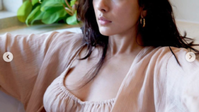 Photo of यहां देखे मृणाल ठाकुर की बोल्ड तस्वीरें, जिसे देख कर थाम लेंगे आप दिल..