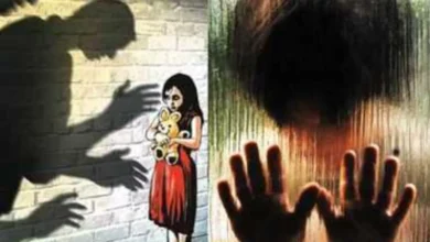 Photo of 51 वर्षीय व्यक्ति ने चार साल की बच्ची के साथ किया दुष्कर्म, पढ़े पूरी खबर