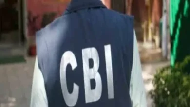 Photo of सीबीआई ने गुजरात राजकोट में क्षेत्रीय भविष्य निधि आयुक्त से 20 लाख रुपये की रिश्वत मांगने के मामले में एक निजी सलाहकार को किया गिरफ्तार