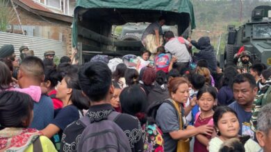 Photo of मणिपुर के हिंसा प्रभावित क्षेत्रों से 518 फंसे हुए लोगों को सुरक्षित बहार निकाला गया…