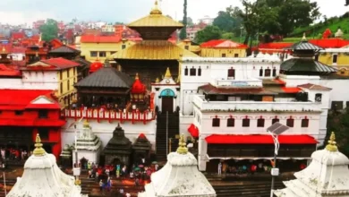 Photo of सावन में भोलेनाथ के अद्भूत मंदिर का दर्शन करना चाहते हैं तो नेपाल के पशुपतिनाथ मंदिर जा सकते हैं..