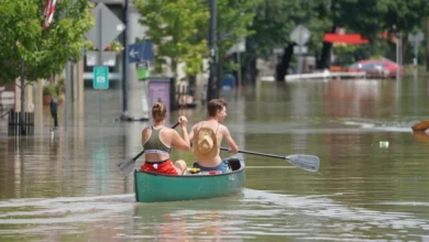 Photo of अमेरिका के वर्मोंट में आई बाढ़ के कारण पूरे शहर में हुआ  भारी नुकसान.. 