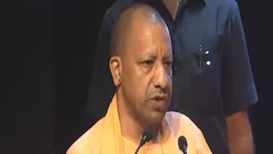 Photo of सीएम योगी ने दिया होम्योपैथिक फार्मासिस्टों को नियुक्ति पत्र
