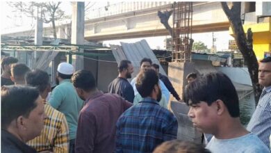 Photo of नेशनल हाईवे की जमीन पर था कब्जा,धार्मिक स्थल का हिस्सा तोड़ने पर हंगामा