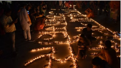 Photo of मिट्टी और गोबर के 12 लाख दीयों से रोशन होंगे काशी के 85 घाट