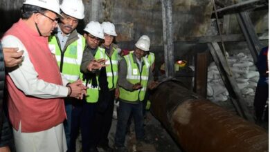 Photo of सिलक्यारा टनल रेस्क्यू: सीएम धामी ने सुरंग में पहुंचकर लिया बचाव अभियान का जायजा