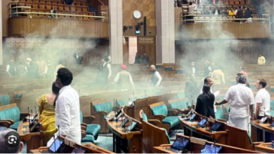 Photo of संसद भवन में कैसे दाखिल हुए? आरोपियों को ले जाकर सीन रिक्रिएट करेगी दिल्ली पुलिस,जाने..