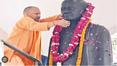 Photo of सीएम योगी ने सरदार वल्लभ भाई पटेल की अर्पित पुण्यतिथिकी पर श्रद्धांजलि अर्पित की