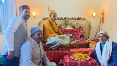 Photo of स्वामी अविमुक्तेश्वरानंद ने खरशाली में की मां यमुना की पूजा