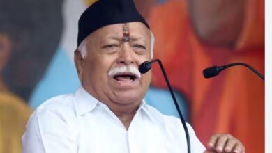 Photo of संतों को सनातन धर्म के प्रचार-प्रसार के लिए सक्रिय रूप से करना चाहिए काम: RSS प्रमुख मोहन भागवत