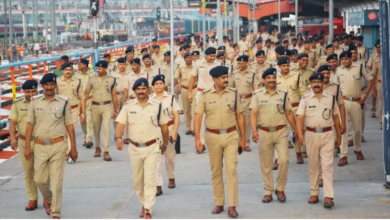 Photo of रेलवे सुरक्षा बल में सब-इंस्पेक्टर और कॉन्स्टेबल भर्ती के लिए नियमावली जारी