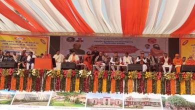 Photo of धर्मनगरी पहुंचे रक्षामंत्री राजनाथ सिंह,पतंजलि गुरुकुलम् की रखेंगे आधारशिला