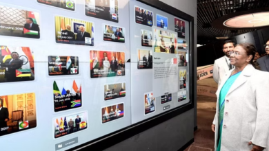 Photo of पीएम संग्रहालय में नरेंद्र मोदी गैलरी की पहली आगंतुक बनीं राष्ट्रपति