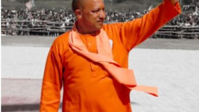 Photo of सीएम योगी ने हनुमानगढ़ी में किया दर्शन