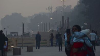 Photo of वाराणसी : कोहरे से घिरी काशी, बाबतपुर एयरपोर्ट पर नहीं आई एक भी फ्लाइट
