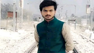 Photo of रात में किया कॉल,सुबह पेड़ पर लटका मिला युवक का निर्वस्त्र शव,पढ़े पूरी खबर