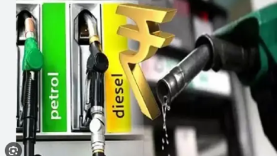 Photo of तेल भरवाने से पहले चेक करें आज आपके शहर में किस भाव बिक रहा पेट्रोल और डीजल